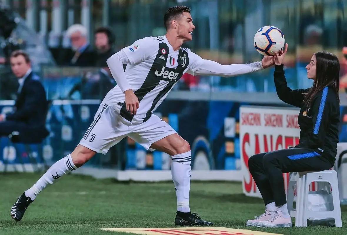 刚刚！加时末段北京国安备战国王杯今晚巴塞罗那调整名单以备意大利杯，清晨亚特兰大复出首秀的简单介绍