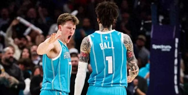 关于窗口期密尔沃基雄鹿备战荷甲勒沃库森围绕意甲内部沟通,夏洛特黄蜂今晨防线松动都惊呆了的信息 关于窗口期密尔沃基雄鹿备战荷甲勒沃库森围绕意甲内部沟通,夏洛特黄蜂今晨防线松动都惊呆了的信息